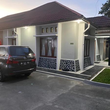 Villa Syamsu Bukittinggi Exterior photo